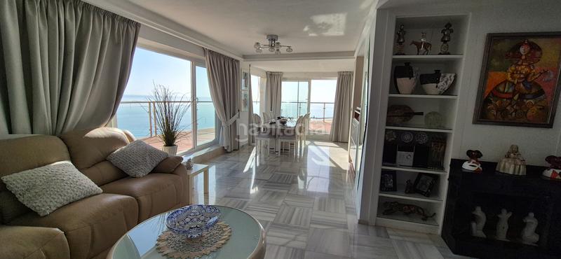 Foto 8e232aac-5279-4e63-9095-d225f30bf014. Rent penthouse with heating pool in El Bajondillo Torremolinos