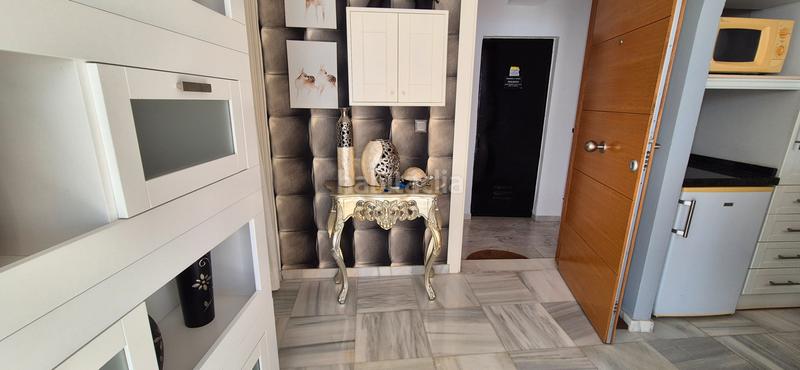 Foto ef73826f-b2ff-49d1-bf4d-04a8a34e7125. Rent penthouse with heating pool in El Bajondillo Torremolinos