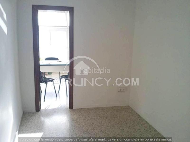 Foto 10e15688-3548-4e9c-91b3-ee3b25e4deca. Miete büro in Centro Alcalá de Guadaira