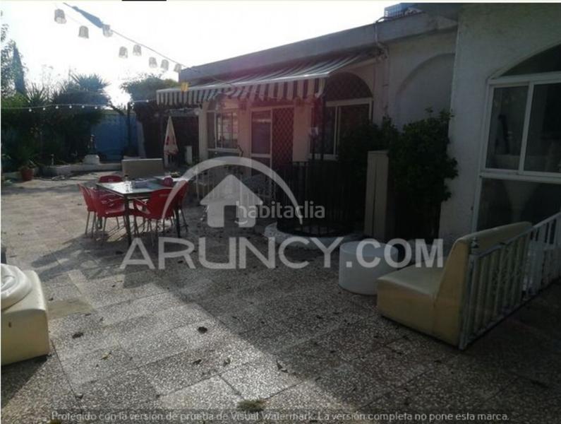 Foto 2fddaf51-ce72-4b9d-adc2-4596d88e054a. Affitto chalet con parcheggio piscina in Oromana Alcalá de Guadaira