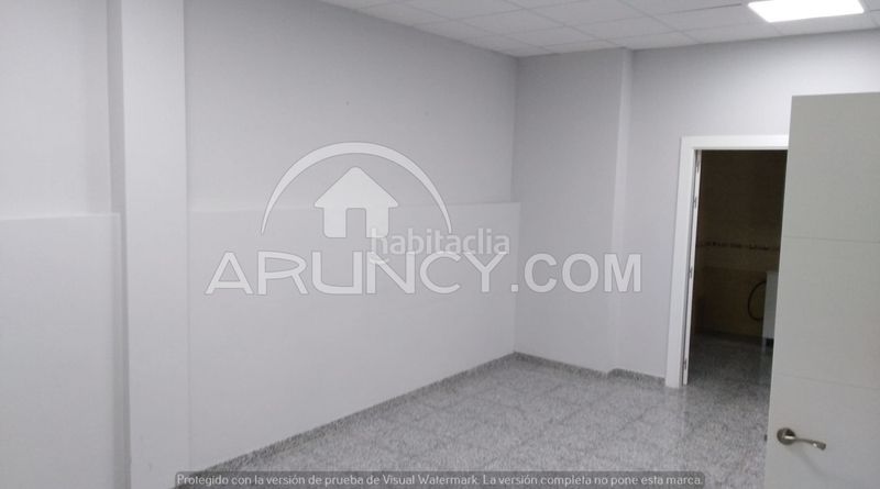 Foto c0067539-3050-4772-a4e7-3150db747955. Affitto locale commerciale in Centro Alcalá de Guadaira