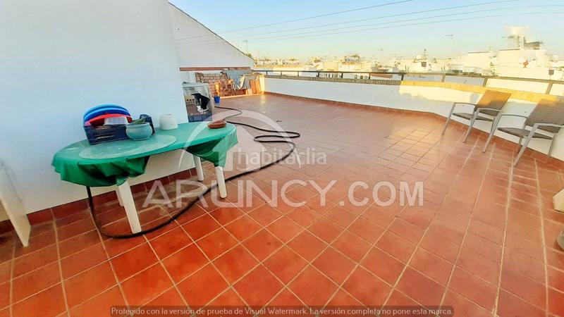 Foto b631bd83-7835-4f44-b914-72b3d691a7c5. Maison avec parking dans Centro Alcalá de Guadaira