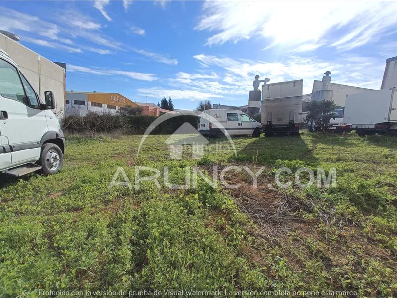 Foto b54efb85-6887-4fe3-b839-70eaaab09a5d. Terreno residencial terreno industrial urbanizable en Alcalá de Guadaira