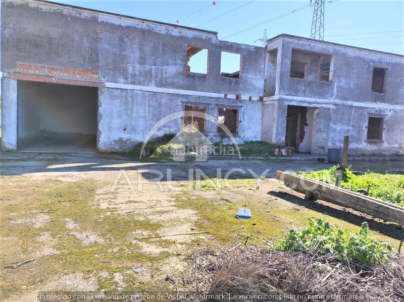 Foto 819ec630-8f6c-4e62-8d1d-cc990290b422. Chalet mit parking in Centro Alcalá de Guadaira