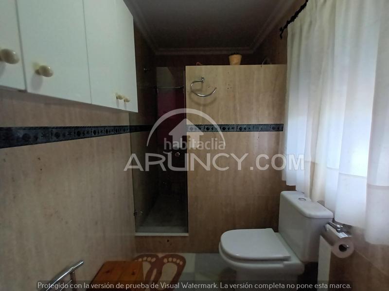Foto 1c918feb-c04c-4b9c-b1ad-a4495a6f7ab7. Chalet dos chalets de una planta en suelo urbano en Alcalá de Guadaira