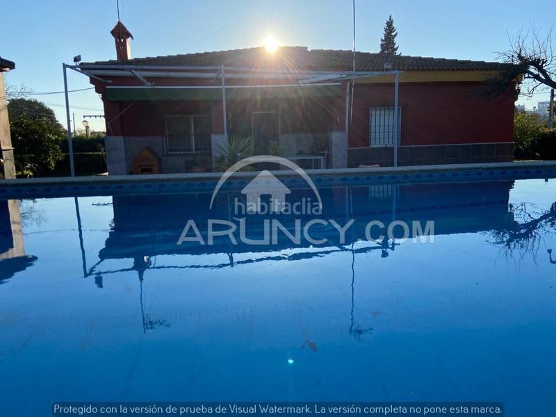 Foto 4a5ae073-3e32-4ca3-adb7-6cc7c8ae1af6. Chalet dos chalets de una planta en suelo urbano en Alcalá de Guadaira
