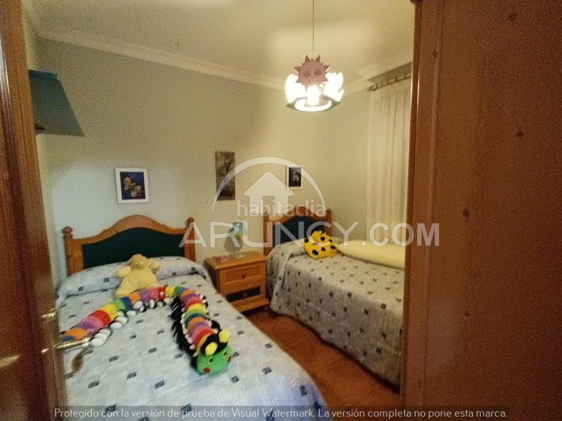 Foto a8819743-40a5-4ac1-a99d-82a6b3b88e02. Chalet dos chalets de una planta en suelo urbano en Alcalá de Guadaira