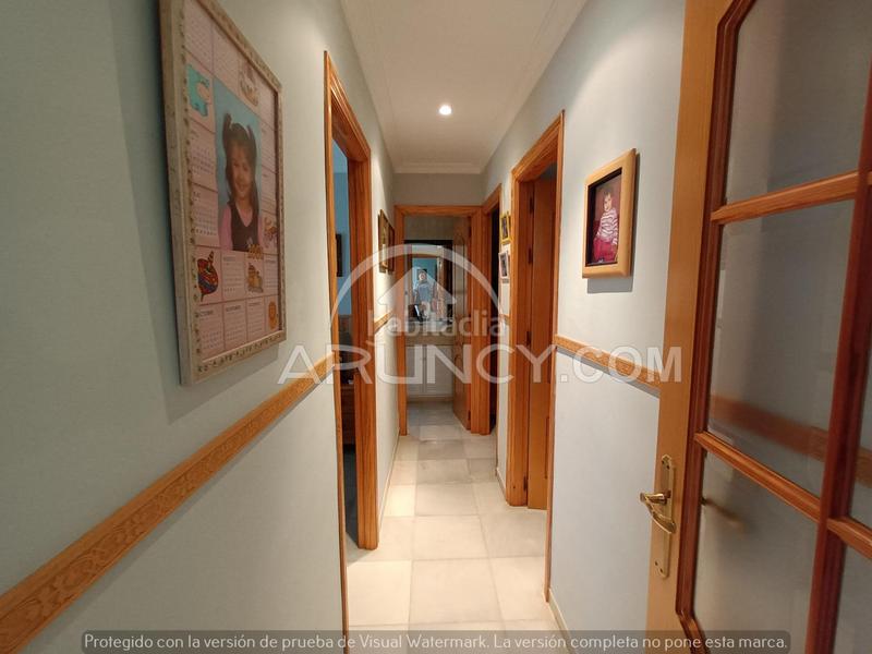 Foto f4748910-fef0-4c73-abf9-2bb32d6889e8. Chalet dos chalets de una planta en suelo urbano en Alcalá de Guadaira