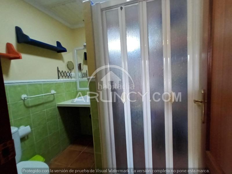 Foto fbbf1ca8-4752-4a9e-8852-9d0e2e0bbfba. Chalet dos chalets de una planta en suelo urbano en Alcalá de Guadaira