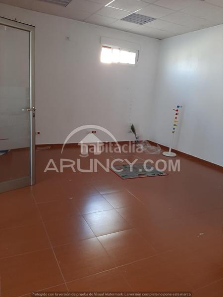 Foto 5a441255-e7e1-4ae0-98c8-afe70f094699. Alquiler local comercial local en alquiler en Nueva Alcalá Alcalá de Guadaira