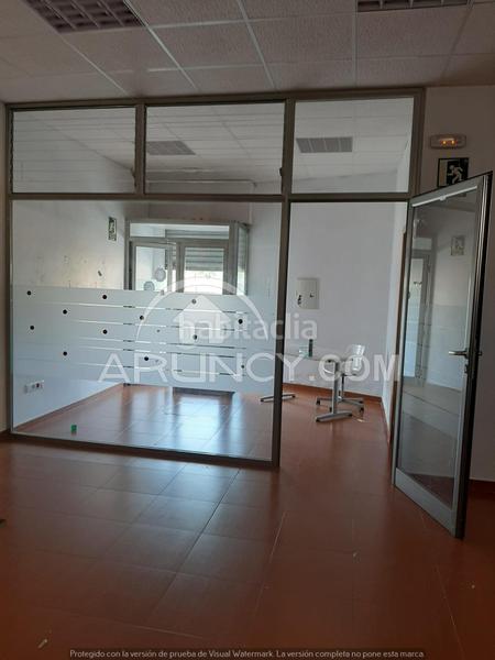 Foto bcef1cbd-34b3-41fa-8ed0-fc9e50da70da. Alquiler local comercial local en alquiler en Nueva Alcalá Alcalá de Guadaira