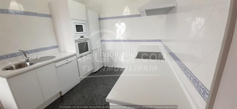 Foto 618dd4b6-a87d-42d1-ba00-09f472b99037. Casa vivienda y negocio? todo en uno!! en La Paz Alcalá de Guadaira