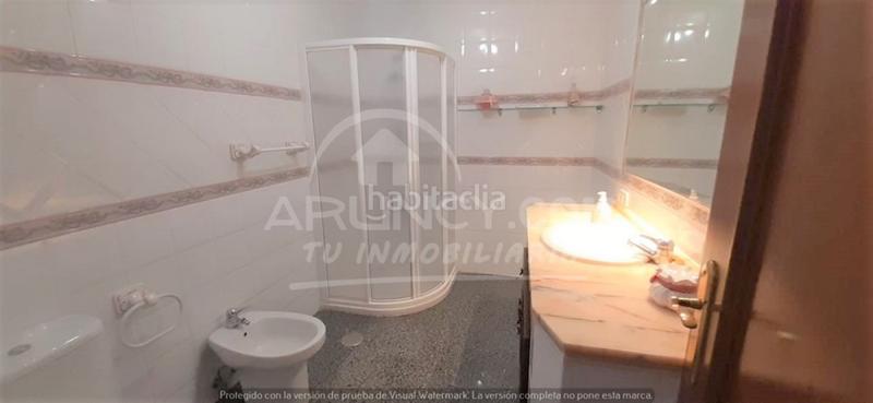 Foto 8c918f28-3488-467c-a0e2-2686187e6cd9. Casa vivienda y negocio? todo en uno!! en La Paz Alcalá de Guadaira