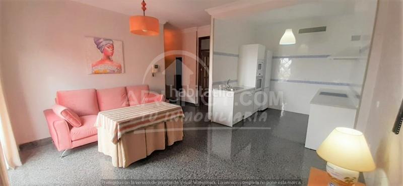 Foto 9ae7e2de-79c9-45bd-90ff-6d29ffc5f029. Casa vivienda y negocio? todo en uno!! en La Paz Alcalá de Guadaira