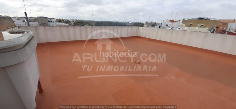 Foto a1382fe5-19e0-4edb-bebc-ed3c1fd58572. Casa vivienda y negocio? todo en uno!! en La Paz Alcalá de Guadaira