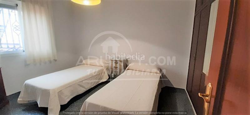 Foto dcc8139e-e210-4a01-80ff-562135b2eff2. Casa vivienda y negocio? todo en uno!! en La Paz Alcalá de Guadaira