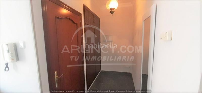 Foto dda273fa-530b-471c-8f89-bc4619f309f6. Casa vivienda y negocio? todo en uno!! en La Paz Alcalá de Guadaira