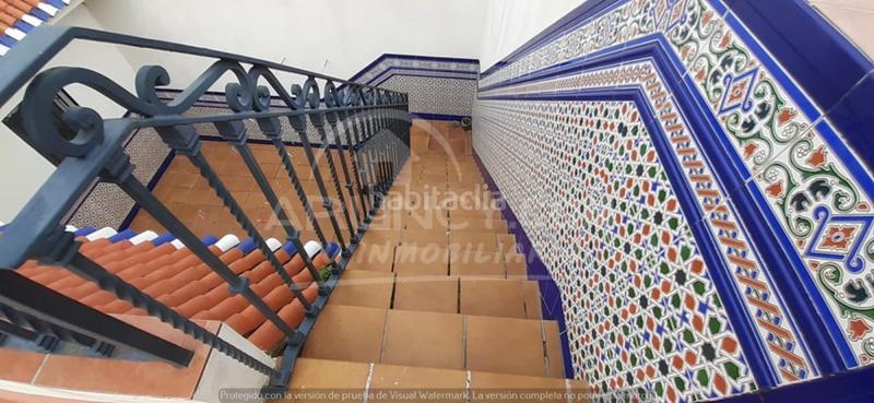 Foto efc7e988-9b26-44ab-875f-517bdf415f95. Casa vivienda y negocio? todo en uno!! en La Paz Alcalá de Guadaira