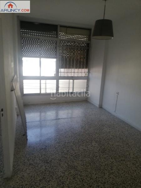 Foto b77d3f3b-ab63-40c9-956e-6c15884d9529. Pis a Centro Alcalá de Guadaira