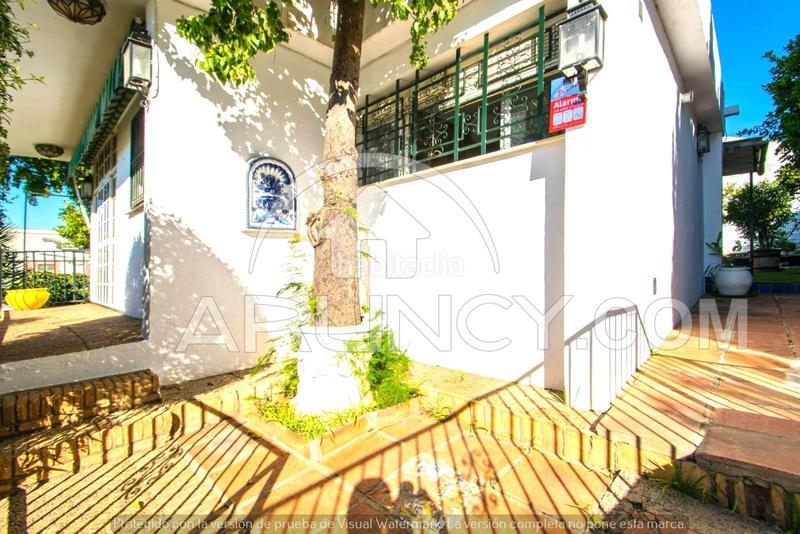 Foto e15c81c3-67ab-4cff-94e0-2b7b31c3dba2. Xalet amb aparcament piscina a La Paz Alcalá de Guadaira