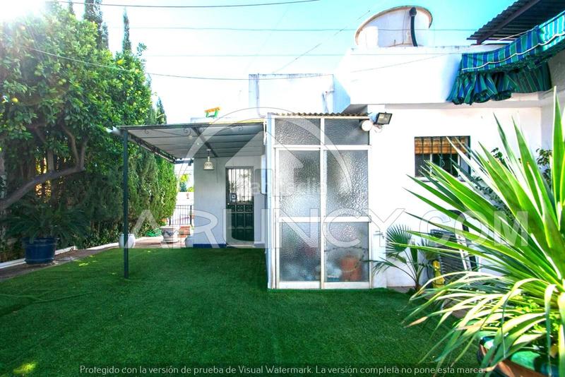 Foto ef443ef4-e7db-49e5-a0dd-d25b49c422e5. Xalet amb aparcament piscina a La Paz Alcalá de Guadaira