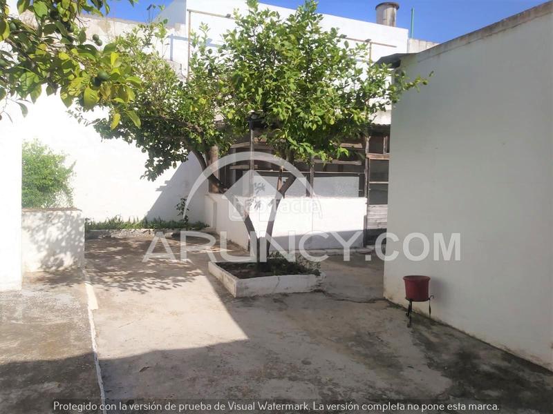 Foto 9d604efe-9edf-40dc-b544-e73113b26d4a. Casa adossada amb aparcament a Centro Alcalá de Guadaira