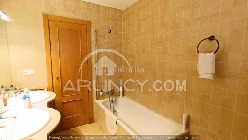 Foto 16068c53-87c2-4094-b601-e0975f12dfac. Chalet con riscaldamento parcheggio piscina in Los Molinos Alcalá de Guadaira