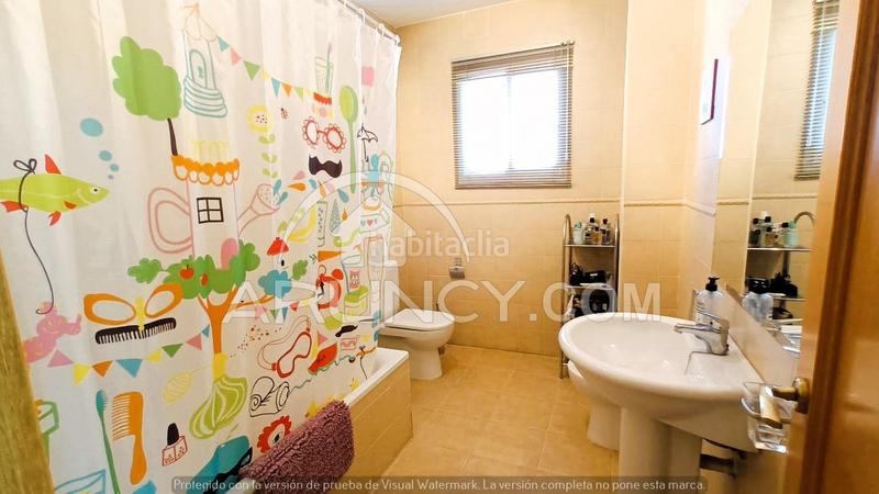 Foto bf2752ad-537f-4823-aecb-77710e127540. Chalet con riscaldamento parcheggio piscina in Los Molinos Alcalá de Guadaira