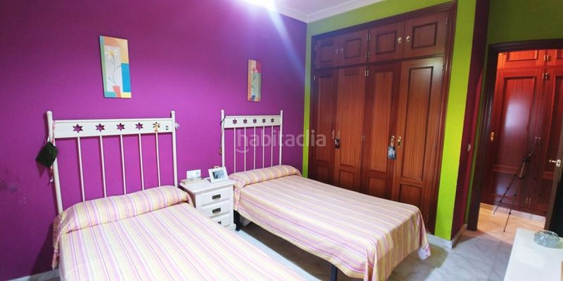 Foto 535853f8-3794-4e09-9a6a-e7747787fd88. Casa amb aparcament a Centro Alcalá de Guadaira