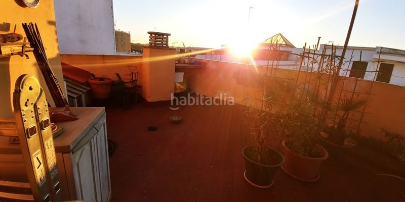 Foto 896ab3b2-37ee-4a44-a46d-07e47123da5d. Casa amb aparcament a Centro Alcalá de Guadaira