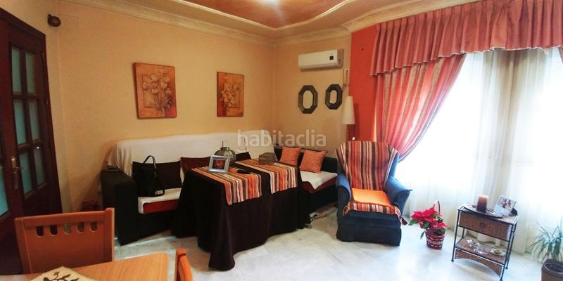 Foto c37e1625-e357-41f9-b5ac-010561a496c4. Casa amb aparcament a Centro Alcalá de Guadaira