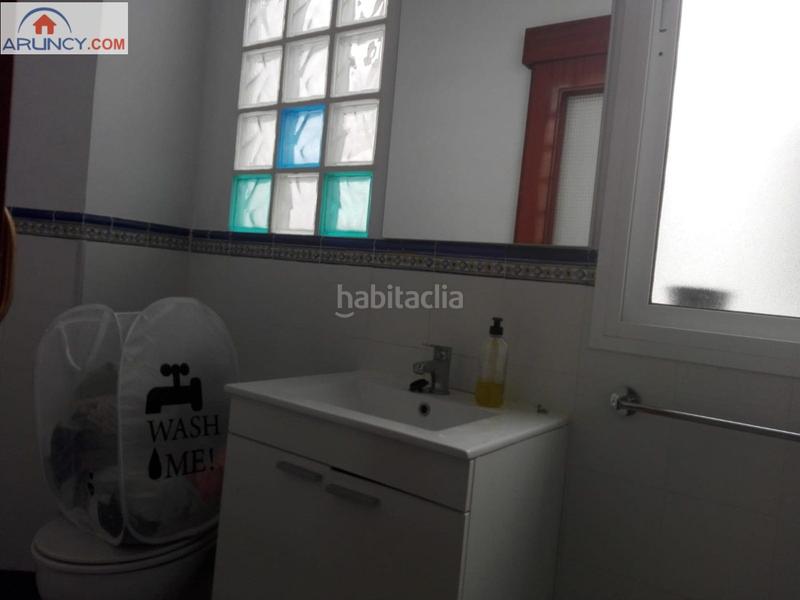 Foto 0db2c9c2-2ea9-4e6f-95f6-905afe325392. Piso gran piso en Centro en Centro Alcalá de Guadaira