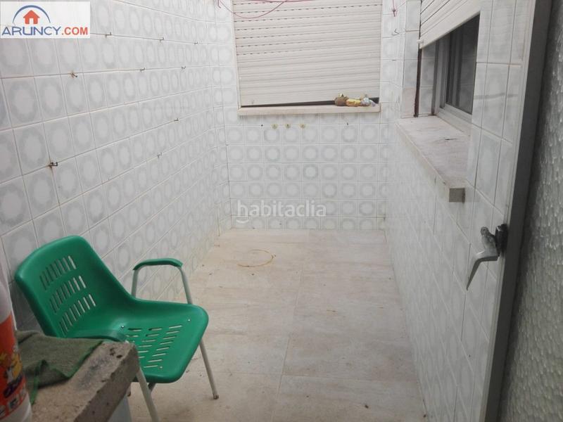 Foto f856c32e-0c1f-4e9b-a2e9-7d653d48a26e. Piso gran piso en Centro en Centro Alcalá de Guadaira