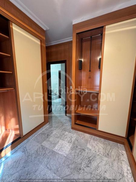 Foto 79369a93-4bd6-45ef-a3c9-87cbd92b9398. Affitto casa a schiera con riscaldamento parcheggio in Alcalá de Guadaira