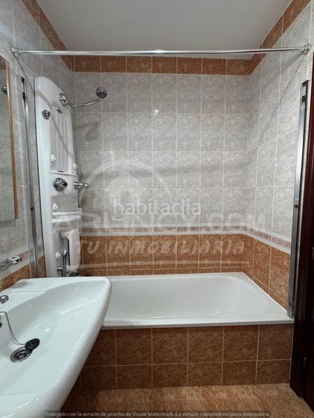 Foto 79df5d41-0fff-4e2b-b70e-98aa481b5a09. Rent semi detached house with heating parking in Centro Alcalá de Guadaira