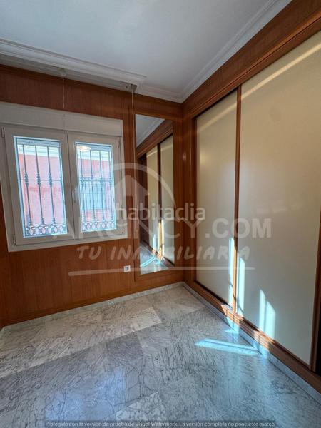 Foto 7ffb7dd4-a300-424d-8c60-467920317e2e. Rent semi detached house with heating parking in Centro Alcalá de Guadaira