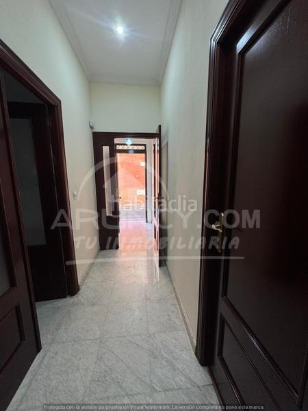 Foto d3002ad3-28c5-4acd-b688-5ba5f9790f59. Rent semi detached house with heating parking in Centro Alcalá de Guadaira