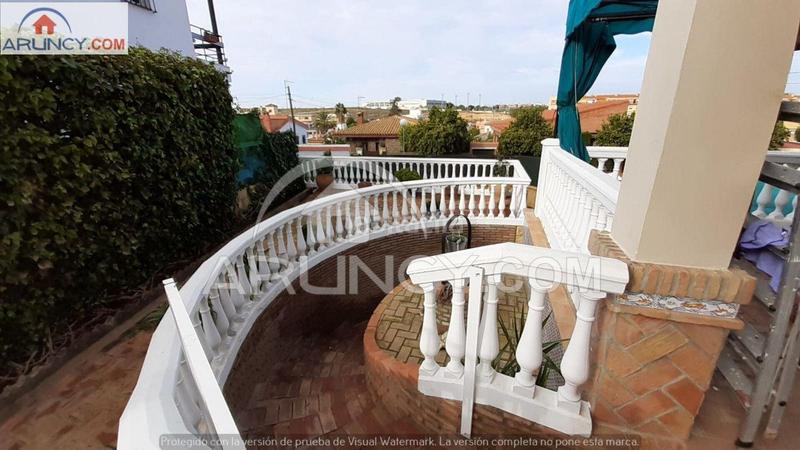 Foto 931dc279-6483-4f4b-aa5b-e410a356ea0f. Chalet with heating parking pool in Oromana Alcalá de Guadaira