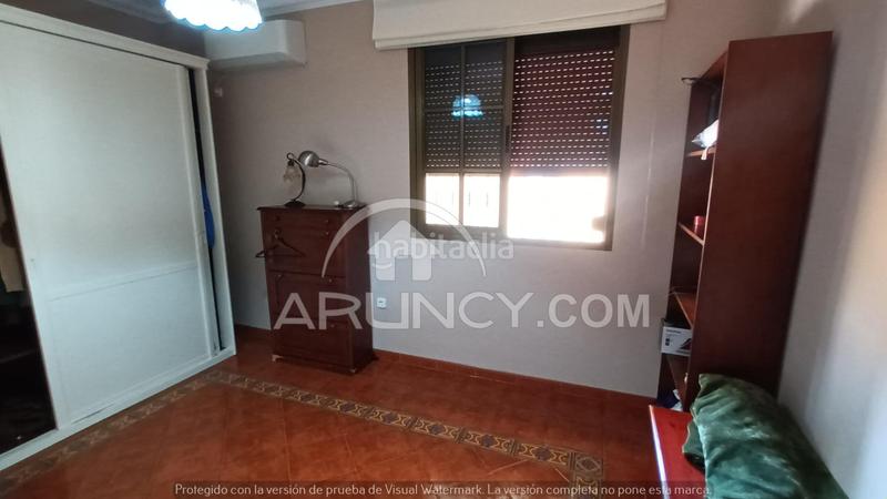 Foto d6e68f23-e491-4b23-a9da-da419e98b2b8. Chalet with heating parking pool in Oromana Alcalá de Guadaira