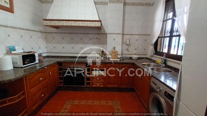 Foto ddaea5c4-8afc-4a64-8f4e-64b3d84f3388. Chalet with heating parking pool in Oromana Alcalá de Guadaira