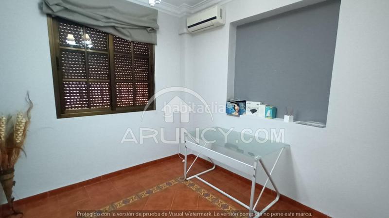 Foto efe1d185-1f3b-4cdb-97d1-6651d71157c4. Chalet with heating parking pool in Oromana Alcalá de Guadaira