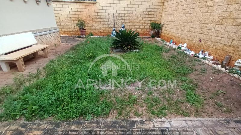 Foto fddacf44-f91a-4c2b-8af5-97b6c9fa7345. Chalet with heating parking pool in Oromana Alcalá de Guadaira