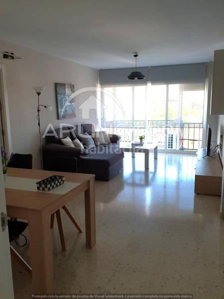 Foto e19e2b0a-09c1-4ec1-9a39-12f37190298f. Appartamento con parcheggio piscina in La Paz Alcalá de Guadaira