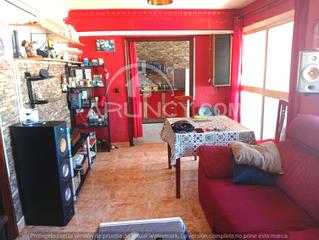 Etagenwohnung in Nueva Alcalá. Amplio y luminoso piso de 85 metros