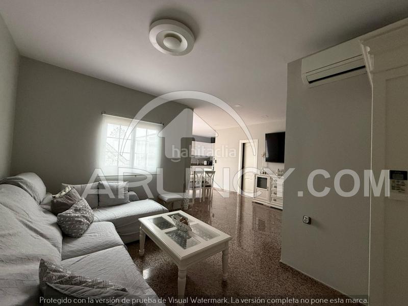 Foto 3f2811cd-4b32-4ba5-972e-a6d627d54f3a. Maison avec parking dans La Paz Alcalá de Guadaira