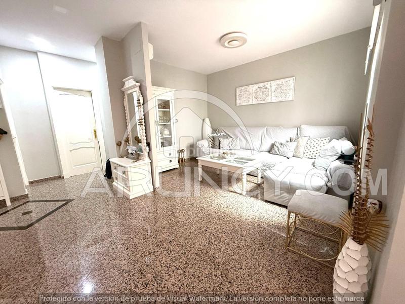 Foto f4fd299d-434a-4628-b510-8133f991720d. Maison avec parking dans La Paz Alcalá de Guadaira