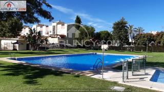 Piso en Nueva Alcalá. Espléndido piso familiar en alcalá de guadaíra con piscina y amp