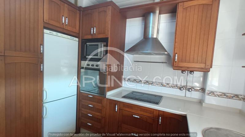Foto b572bf59-b690-4e2d-b5e8-45834d694b01. Rent flat with parking in Nueva Alcalá Alcalá de Guadaira