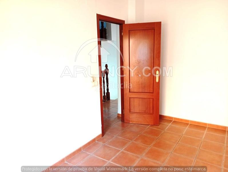 Foto 6cc73714-41b6-4df3-8824-c913e6c06d18. Casa adossada amb aparcament a Los Molinos Alcalá de Guadaira