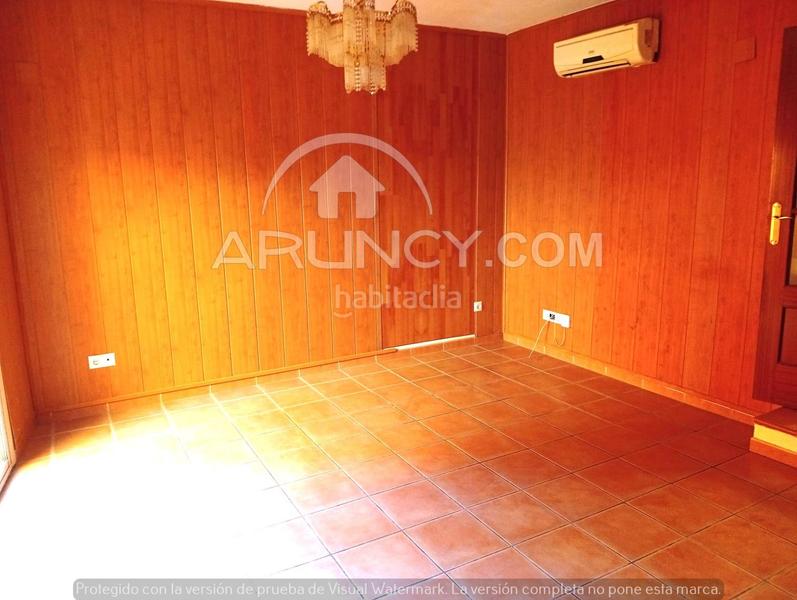 Foto b06d1443-2b00-4715-b41a-82e820ca9072. Casa adossada amb aparcament a Los Molinos Alcalá de Guadaira